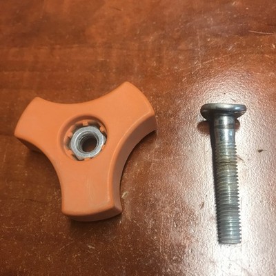 Use OEM Part Handle Knob Assy For Yard Force YF22-3N1SPVS-SC 22  Self Lawnmower