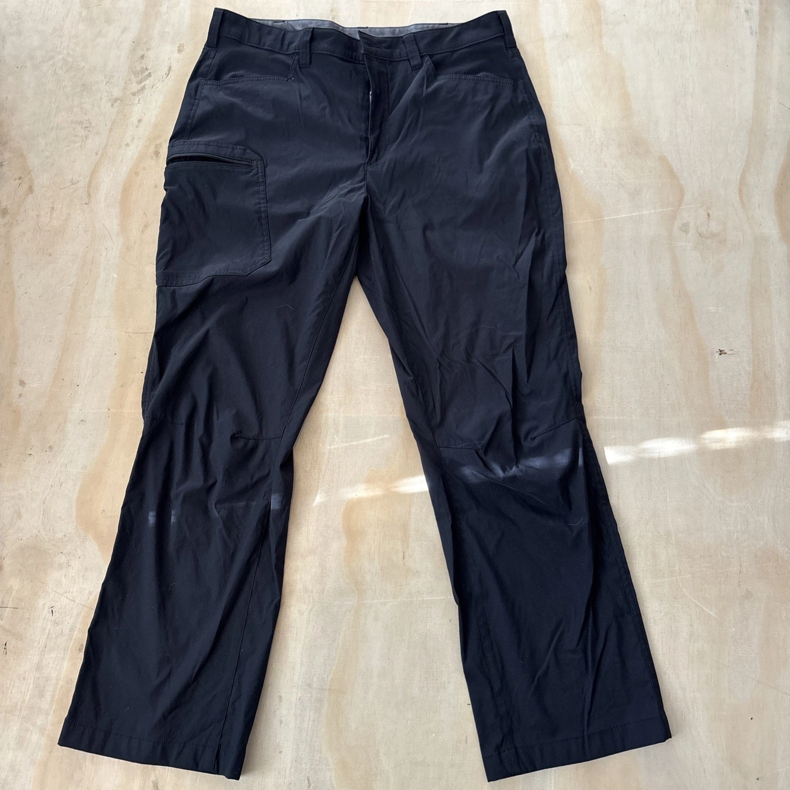 Eddie Bauer Cargo Pants Outerwear Men’s Size 36x30 Black #302
Opens in a new window or tab