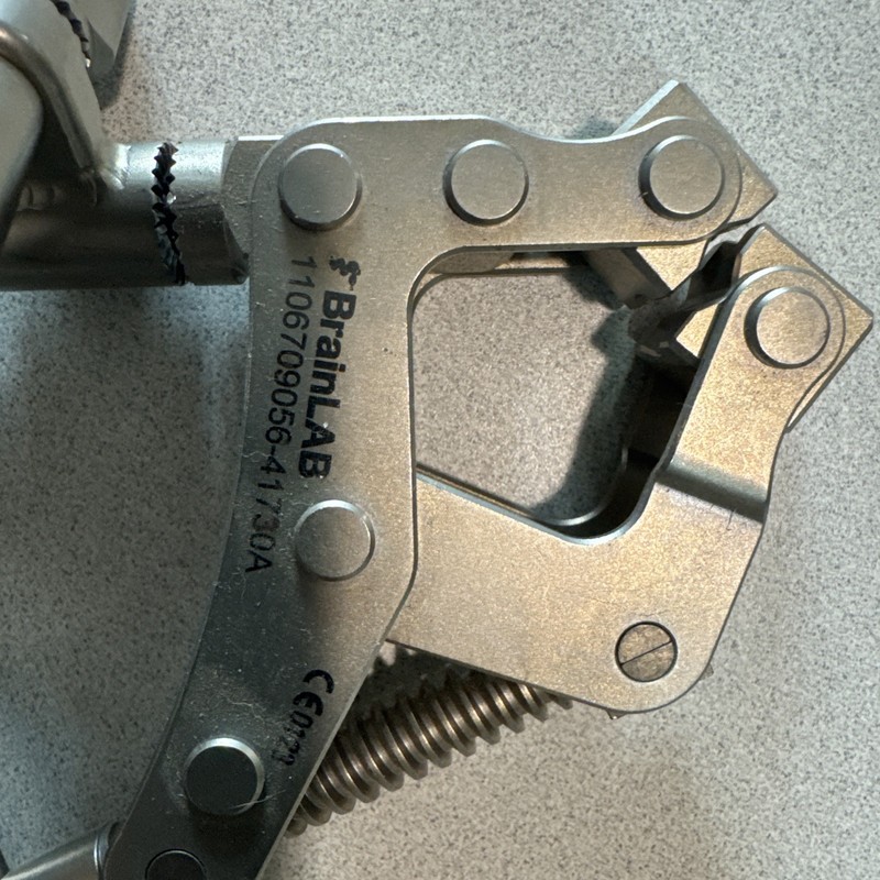 BrainLAB Cranial Neurosurgery Clamp