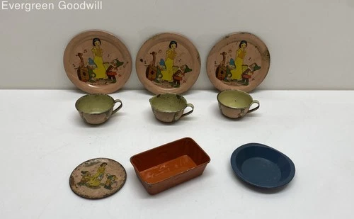 Vintage Ohio Art Tin Litho Cinderella Children’s Tea Set