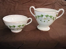 Georgian Eggshell Dogwood China Set Homer Laughlin L63N5