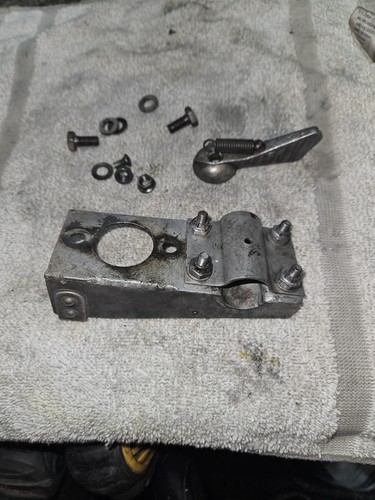 Cessna 188 FUEL SHUT OFF VALVE Mount With handle.