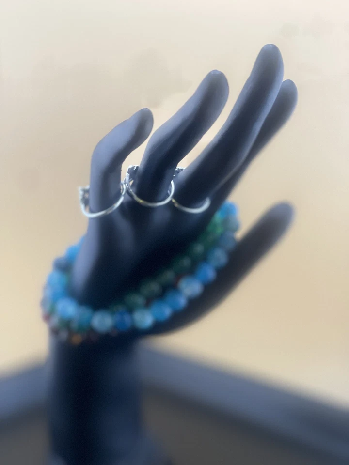 Set Of 3 Agate Crystal Stone Bracelets And 3 Stainless Metal Rings Sizes 6-7 - Image 3 of 4