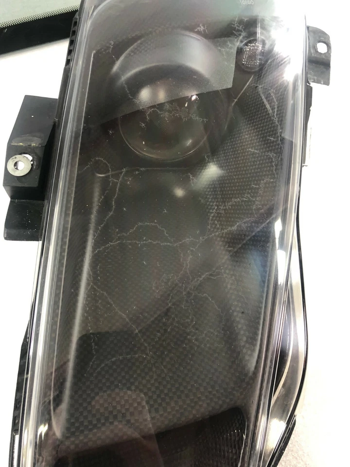 Ferrari Enzo, diestro, faro derecho, fibra de carbono gris, usado, P/N 185614 Foto 3 de 4