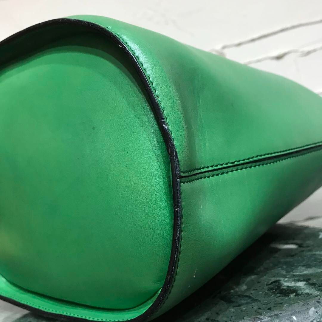 CELINE One-shoulder Bag Green Circle Logo Hardware Vintage