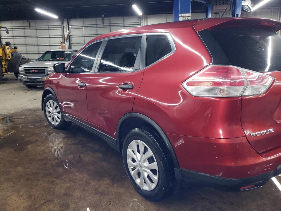 Muelle helicoidal trasero izquierdo 16 ROGUE; AWD Foto 2 de 3