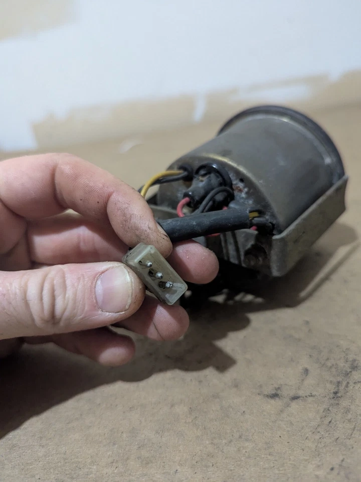 OEM 1986 Polaris Indy 400 RPM Tachometer Gauge 3280070 - Image 4 of 4