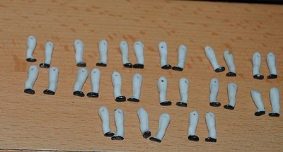 15 Paar seltene alte Puppenbeine Bisquitporzellan, 1,5cm, doll legs - Bild 1 von 3
