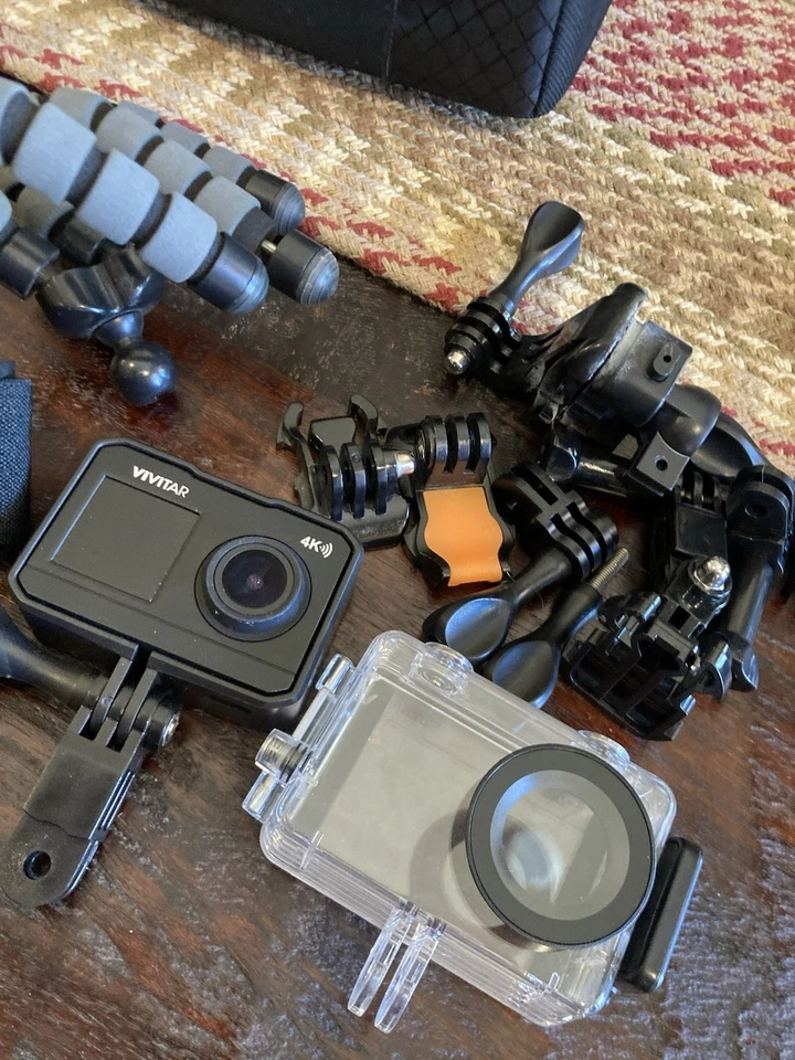 VIVITAR DVR922 4K DUAL-SCREEN ACTION CAMERA BLACK + GOPRO CASE + ACCESSORIES/BAG - Image 4 of 4