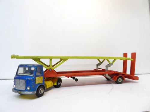 Dinky Toys 974  AEC Articulated  Lorry Hoynor Car Transporter Diecast Model