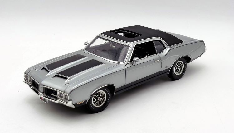 1970 OLDSMOBILE CUTLASS SX HURST EDITION TOM'S GARAGE 1:18 GMP