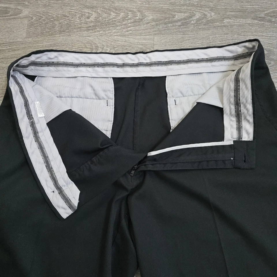 Pantalones Cortos Chinos Champions Tour PGA Tour Negros Frente Plano Poliéster Para Hombres 38x9" Negros Foto 2 de 4