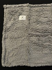 Luciphia Premium Fleece Dog Blanket Soft Pet Sherpa 31  X 21  New