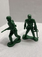 Vintage Large 4" Green Army Men Soldier Figure Greenbrier International lot of 2