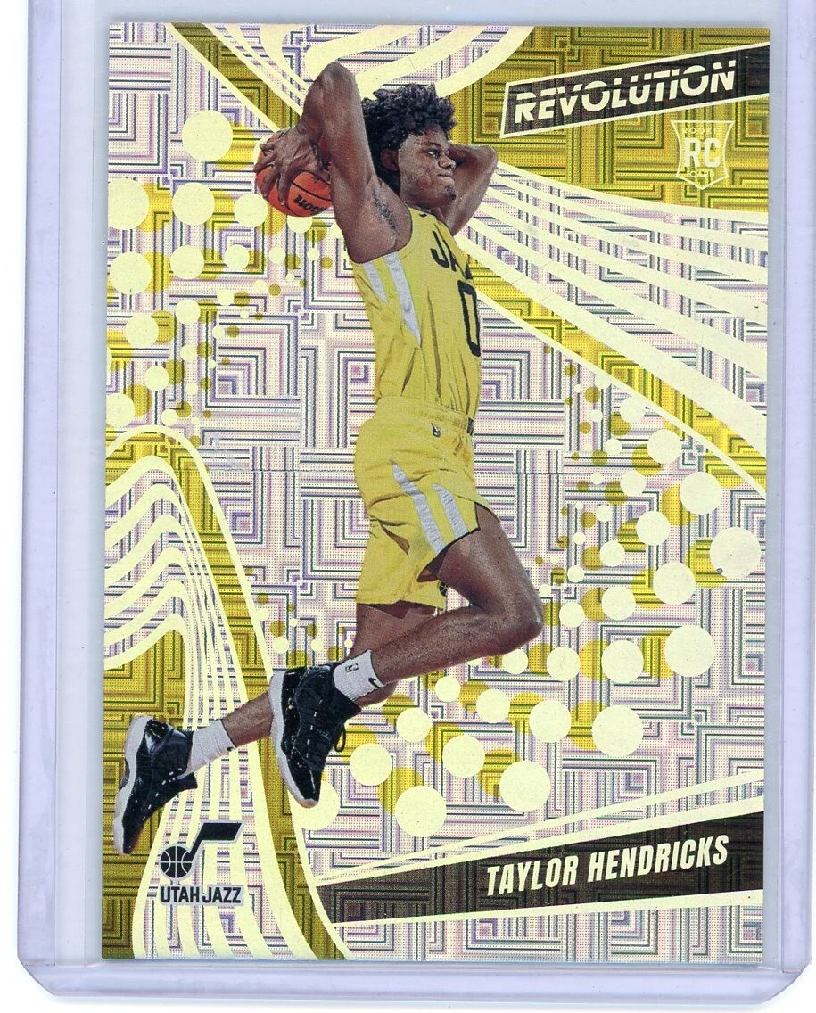 2023-24 REVOLUTION #108 TAYLOR HENDRICKS "LEVELS" RC #31/35 UTAH JAZZ 113024