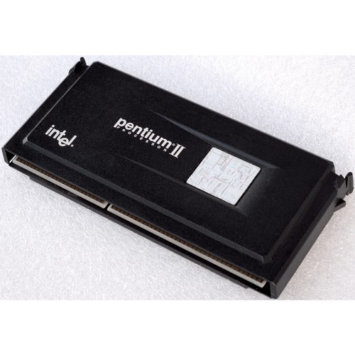 VINTAGE RETRO CPU PROZESSOR 512KB CACHE 400MHZ SLOT 1 OHNE KÜHLER MMX TECH. M199