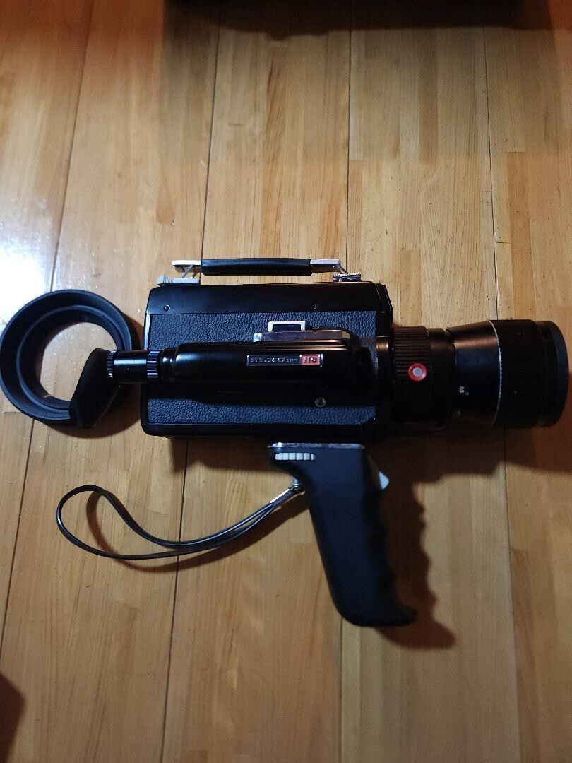 ✨ELMO SUPER 110  スーパー8方式8ミリカメラ  東芝P-3Ⅲ他 ✨ELMO SUPER 110 スーパー8方式8ミリカメラ 東芝P-3Ⅲ他（ELMO