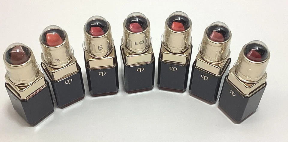 Lápiz labial Cle De Peau 4 g varios colores - Compre 2 y obtenga 1 deslizamiento labial de terciopelo NARS GRATIS Foto 3 de 4