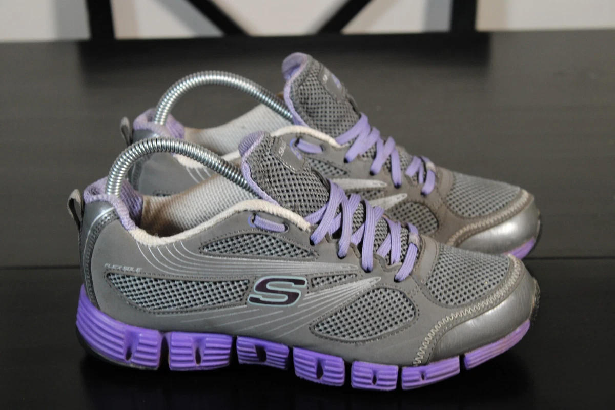Ladies skechers size 7.5 cheap