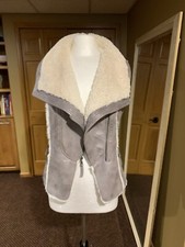 Guess Faux Shearling Metallic Vest Sz Small