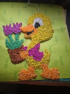 VTG 'Popcorn' Spring Duck Holding Pot of Tulips Wall Art/Hanging So Retro