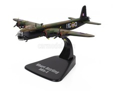 MODELLINO AEREO STATICO SHORT STIRLING MKI 1940 MILITARY CAMOUFLAGE SCALA 1/144