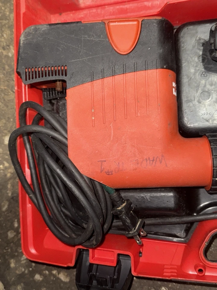 Martelo perfurador Hilti TE7 SDS martelo rotativo usado com acessório de vácuo com fio - Imagem 4 de 4