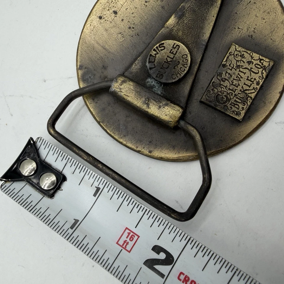 Hebilla de cinturón redonda Idaho Statehood Lewis Buckle Company 1974 vintage 3 de julio de 1890 Foto 2 de 4