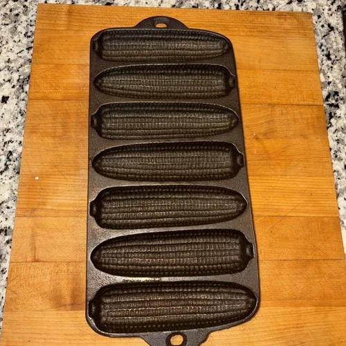 VTG Wagner Ware cast iron corn stick pan "Krusty Korn Kobs" pan