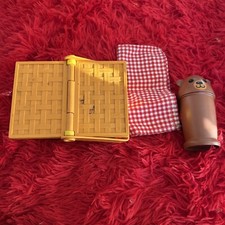 Vintage 1974 Fisher-Price Toys Picnic Basket  677 made in U.S.A.