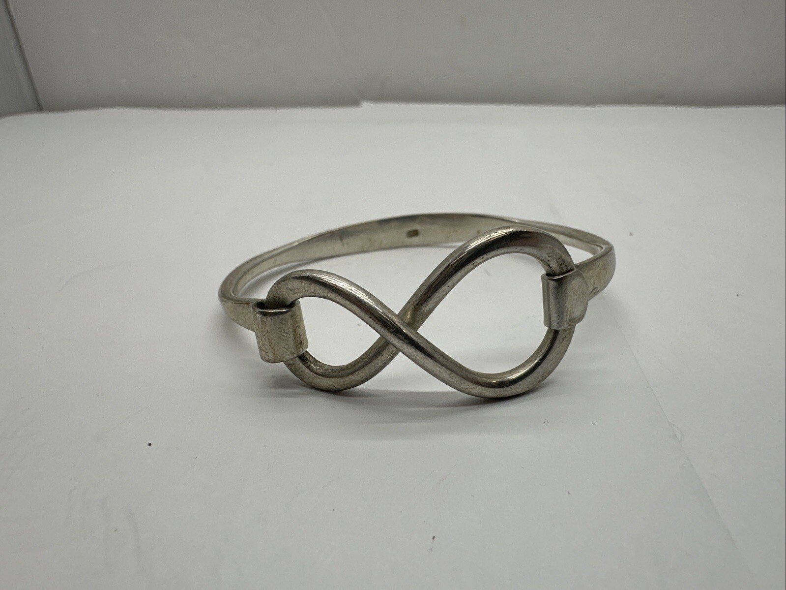 Solid 925 Sterling Silver Infinity Hook Clasp Fla… - image 1