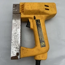 ARROW Heavy Duty Electric Staple & Nail Gun Model ETF50P Works Great