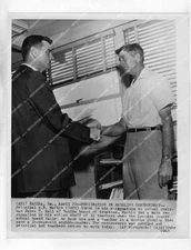 o36308 1960 orig photo Valdosta Georgia Elmer & Earl Cornelius sue school paddli