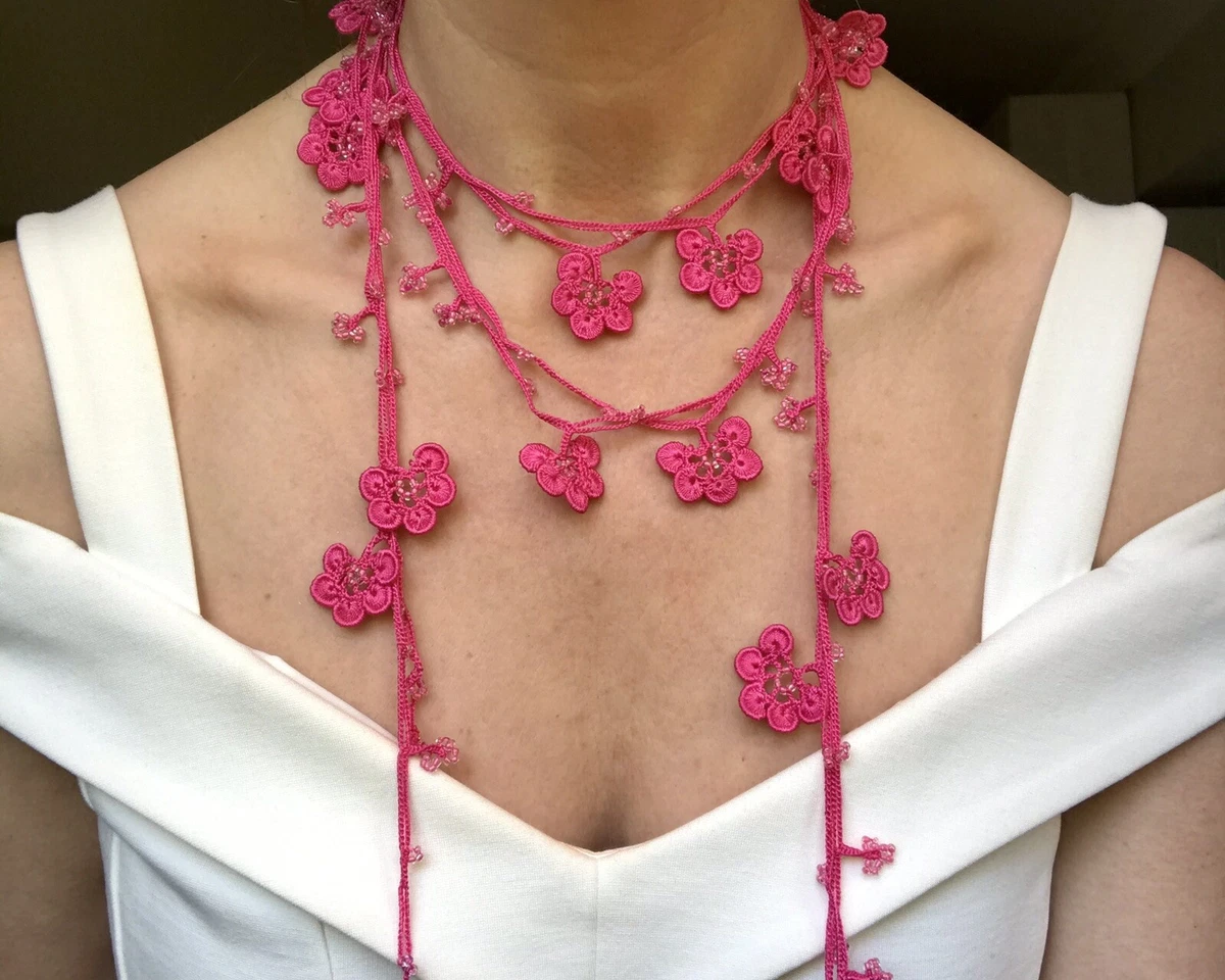 Long outlet flower necklace