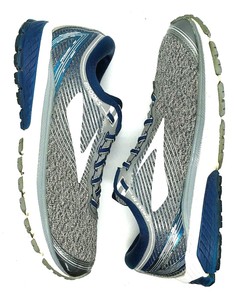 brooks ghost mens size 11