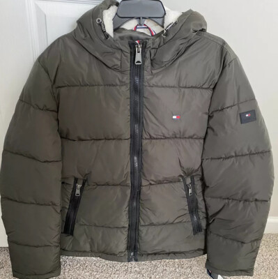 TOMMY HILFIGER MEN'S WATER/WIND RESISTANT PUFFER HOODED Jacket Charcoal Medium