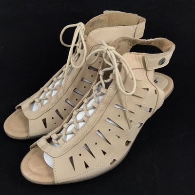 earth shoes kristen