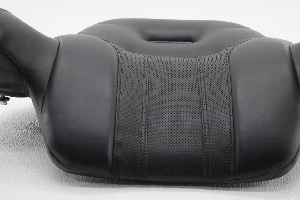 Harley-Davidson Road Glide 2015 barra trasera trasera Sissy Foto 3 de 4