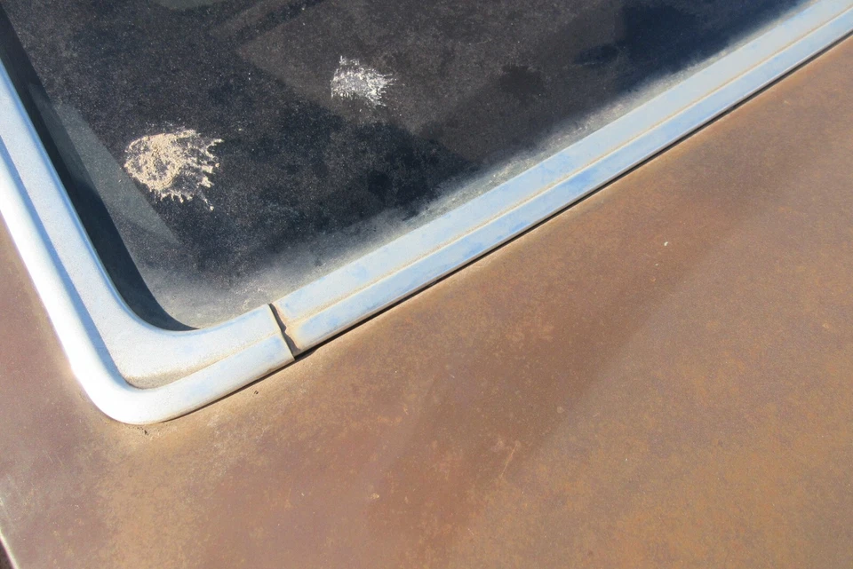 1977 Olds Oldsmobile Omega Hatchback REAR WINDOW MOLDINGS SET Nova 1976 1975 - Image 3 of 4