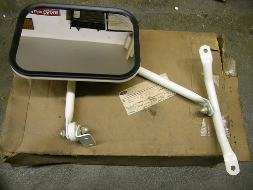 NOS 1972 74 ECONOLINE VAN E100 E200 E300 RH 7 X 10 PAINTED MIRROR AND BRACKETS