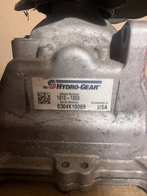 Hydro-Gear 1610-1009 Transmission / Pump   Parts or Repair   Untested