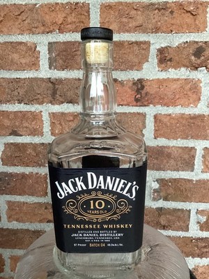 2025 Jack Daniels 10 year Whiskey Batch 04 ~ Empty Bottle ~ 700 ml ~ unrinsed