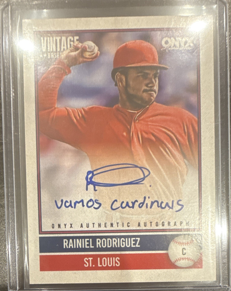 Onyx Vintage Rainiel Rodriguez St. Louis Autograph Serial #/180