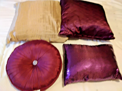 4 Restposten Kissen Mix Farben Neu