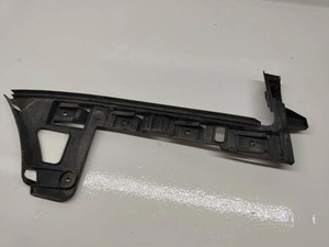 Volkswagen Passat B6 2008 Stoßstange hinten Halterung 3C9807393 ISA6846