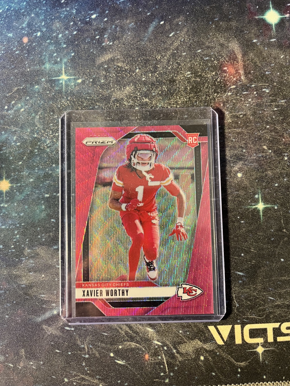 2024 Panini Prizm - Rookies Xavier Worthy #399 Pink Wave Prizm (RC)