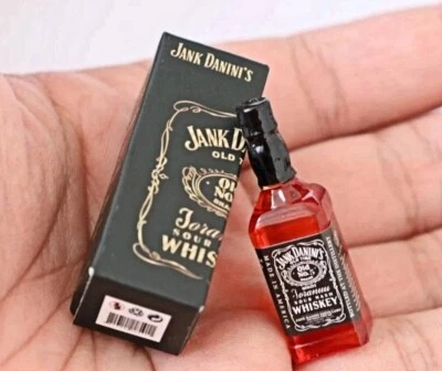 Dollhouse Miniature Large Whiskey Gift Box & Bottle 1:12 Scale Fast US Shipping