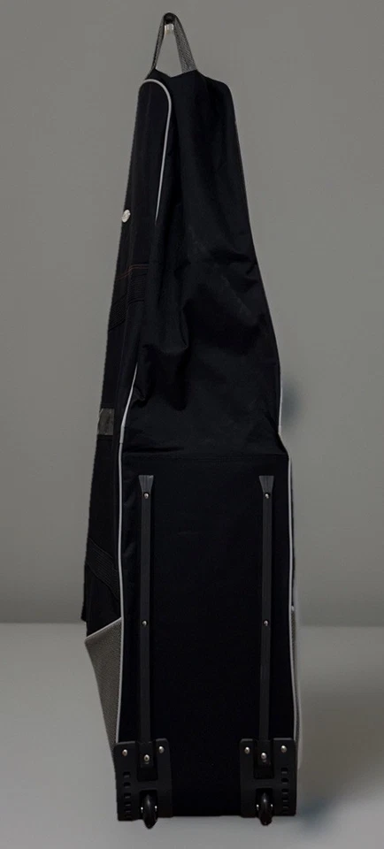 Bolsa de golf de viaje suave Leeds Slazenger con rodillos negra y gris 2 cremalleras bolsa de zapatos Foto 4 de 4
