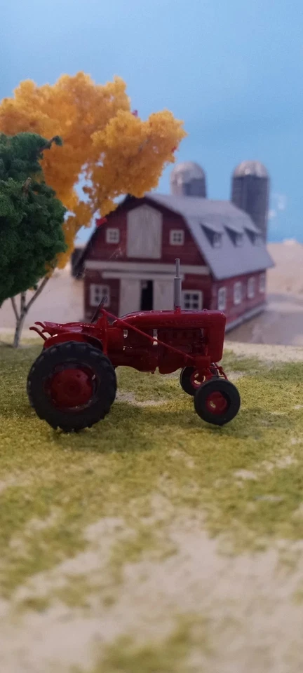 HO Scale Farm Tractor Farmall Circa 1940s - Image 3 of 3
