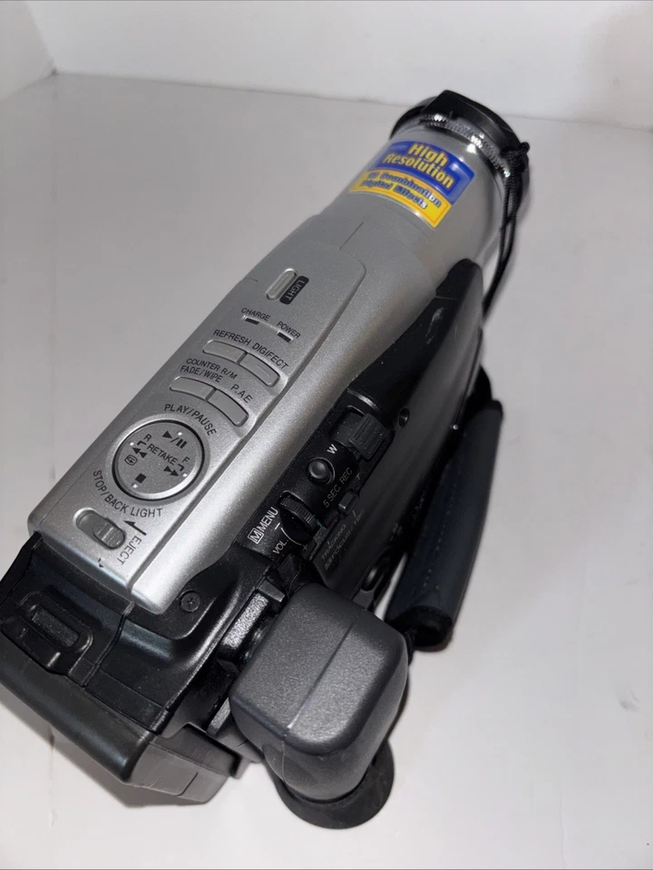 JVC GR-SXM260 Camcorder -  Silver Untested No Charger VHS Video Camcorder - Image 4 of 4